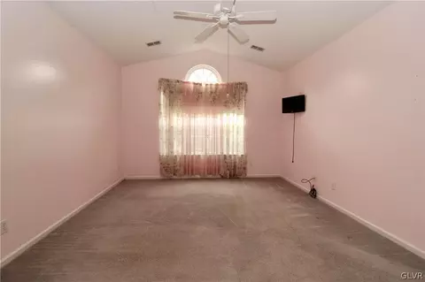 1853 Gregory, Hellertown Boro, PA 18055 photo 19