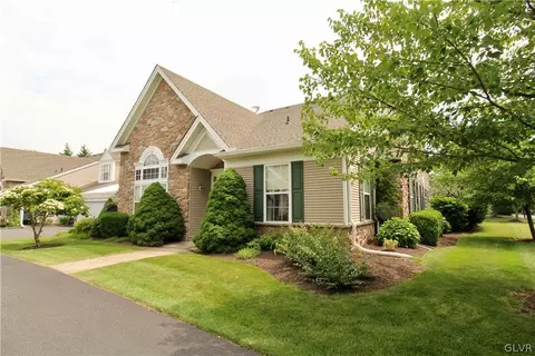 1853 Gregory, Hellertown Boro, PA 18055 photo 3