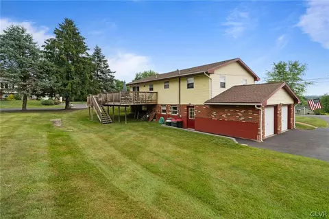 497 Bauer Rd, Bath, PA 18014 photo 3