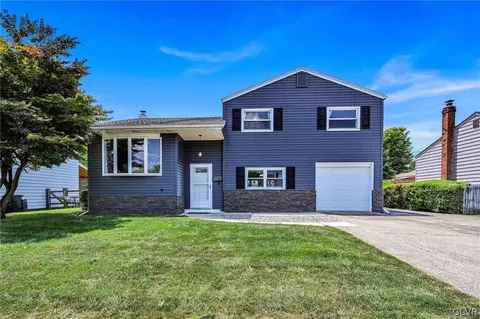 1823 Stonington Rd, Bethlehem, PA 18018