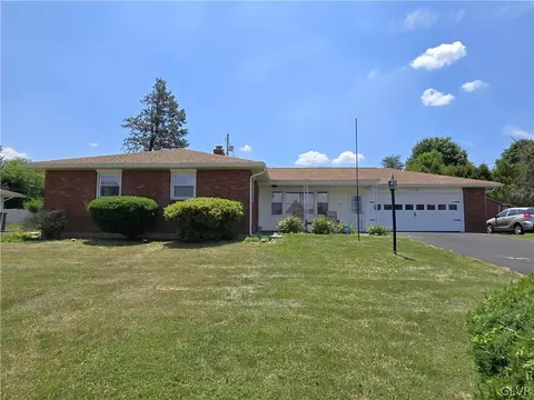 1952 Schadt Ave, Fullerton, PA 18052