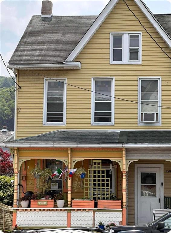 238 W Rdg St  