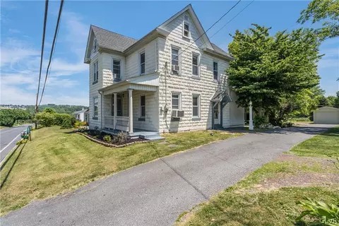 4038 Kreidersville Rd, Northampton, PA 18067