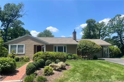 4093 Hampshire Ct, Allentown, PA 18104