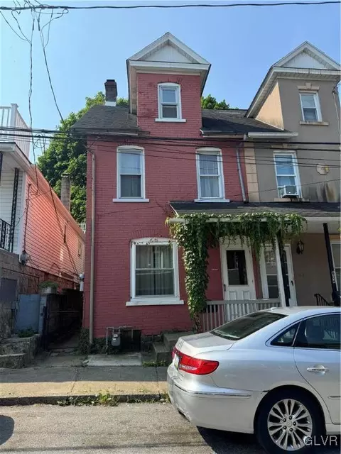 602 Sioux St, Bethlehem, PA 18015