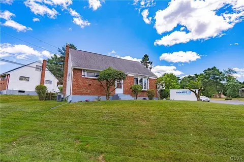 2415 S Lumber St, Allentown, PA 18103