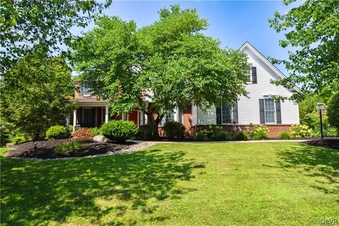 5727 Ricky Ridge Trl, Macungie Twp, PA 18069