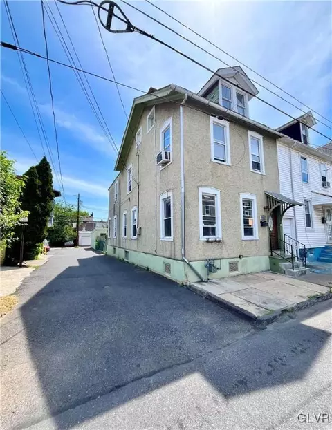 533 Lumber St, Allentown, PA 18102