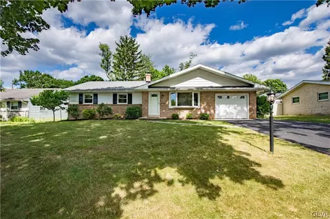 1066 Debbie Ln, Allentown, PA 18103