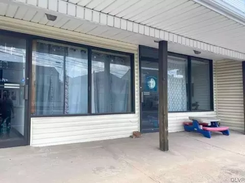 5 Broad St, Nesquehoning, PA 18240