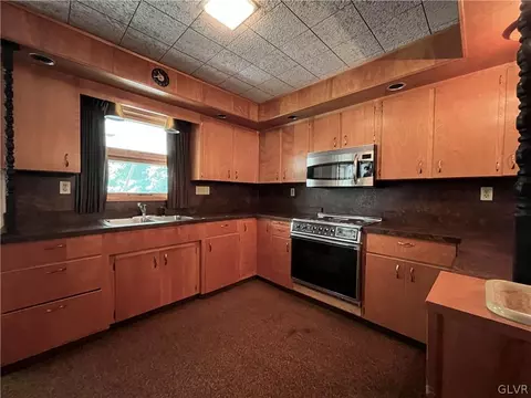 85 Andreas Rd, Andreas, PA 18211 photo 16