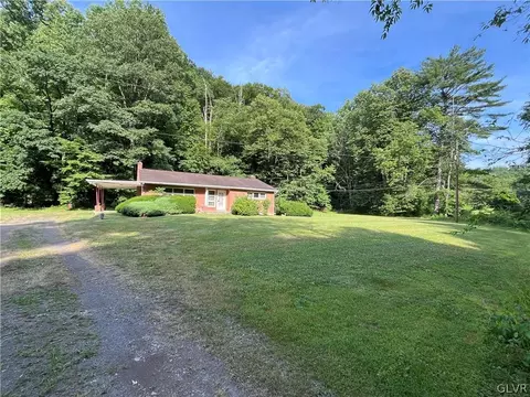 85 Andreas Rd, Andreas, PA 18211 photo 6