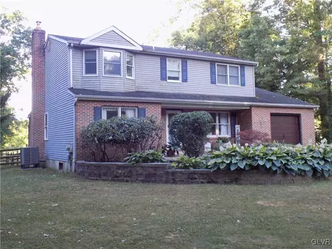 2242 Hieter, Quakertown, PA 18951