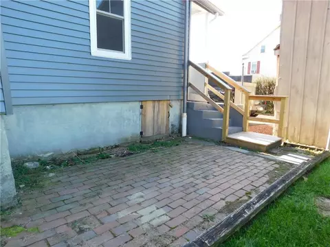 Exterior - 213 Penn St, Bath, PA 18014 photo 2 of 2