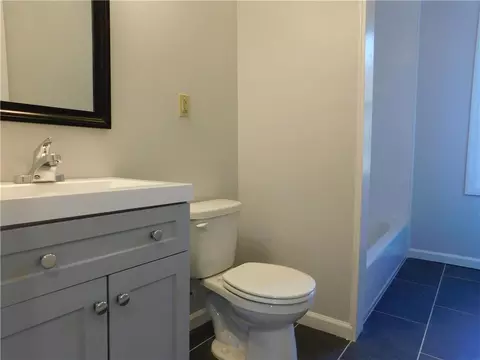 Bath - 213 Penn St, Bath, PA 18014 photo 2 of 6