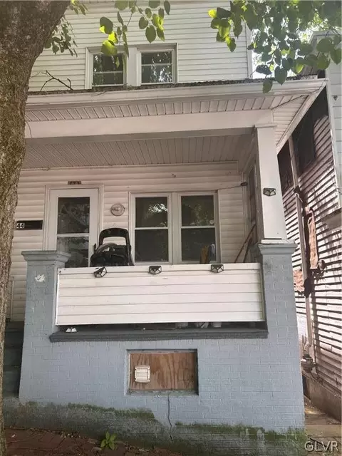 44 Jones St, Lansford, PA 18232