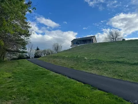 861 Bushkill Dr, Bath, PA 18014 photo 19