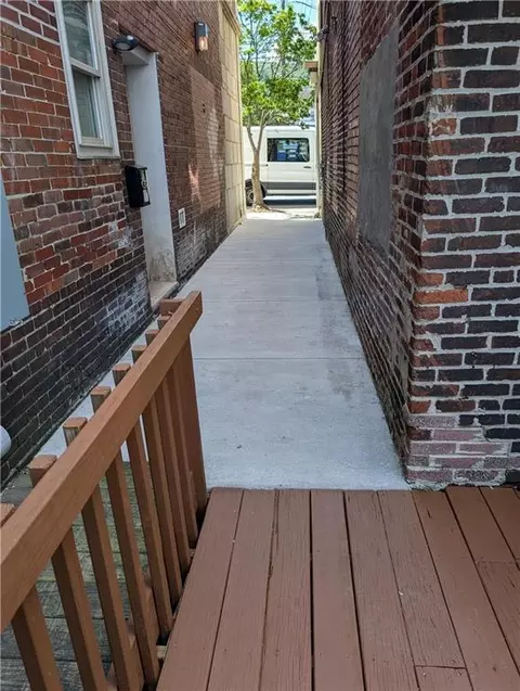 813 E 4th St, Bethlehem, PA 18015 photo 3