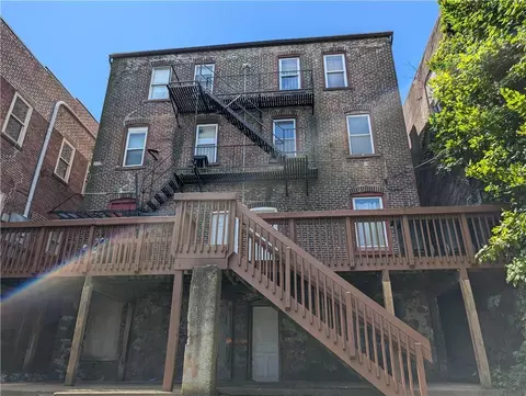 813 E 4th St, Bethlehem, PA 18015 photo 4