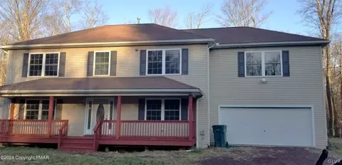 9435 Juniper Dr, Coolbaugh Twp, PA 18466