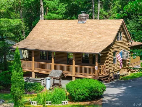 235 Route 940, Blakeslee, PA 18610