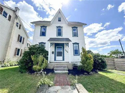 304 S 5th St, Emmaus, PA 18049