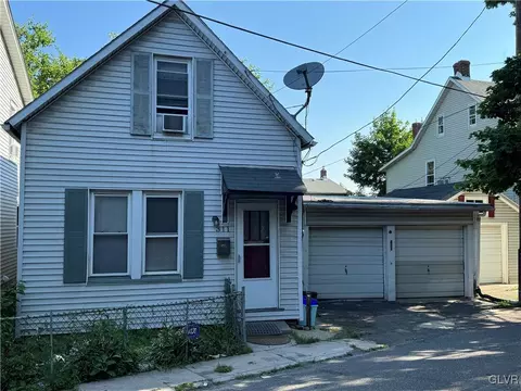 311 Laury St, Bethlehem, PA 18015