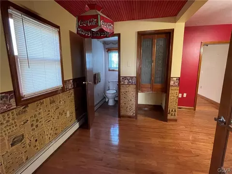 1651 Main St, Bethlehem, PA 18018 photo 6