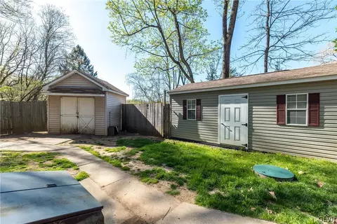 1826 Jamicky Ln, Hellertown, PA 18055 photo 20