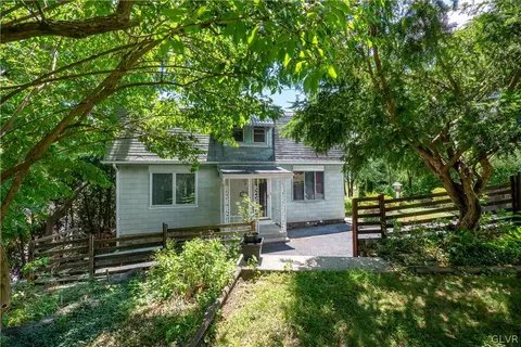 1655 Broadway #REAR, Bethlehem, PA 18015 photo 2