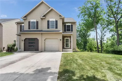 232 Grandview Blvd, Bethlehem, PA 18018