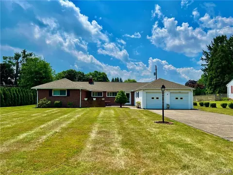 4444 William Penn Hwy, Easton, PA 18045