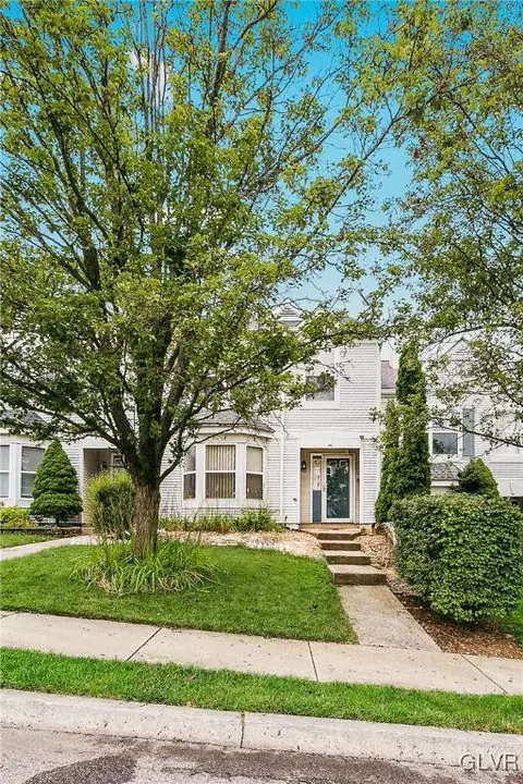 1295 Forest Rd, Fullerton, PA 18052
