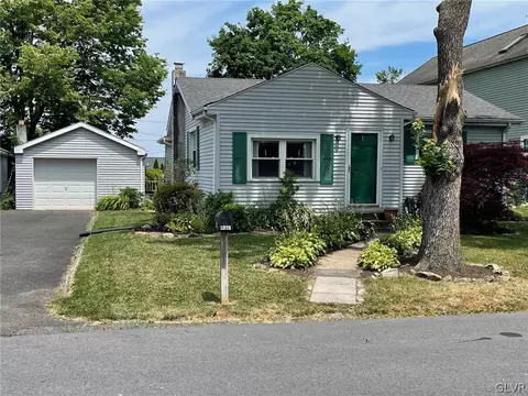 1629 Ruth St, Allentown, PA 18104