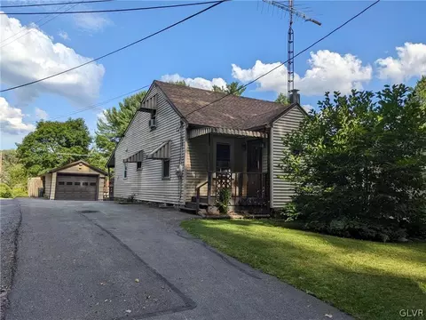 912 Jacobsburg Rd, Wind Gap, PA 18091