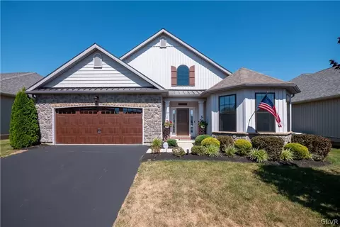 3447 Daylily Dr, Emmaus, PA 18049