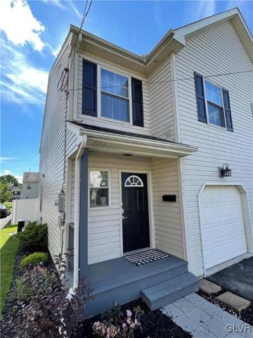 1317 Fairfax St, Allentown, PA 18103