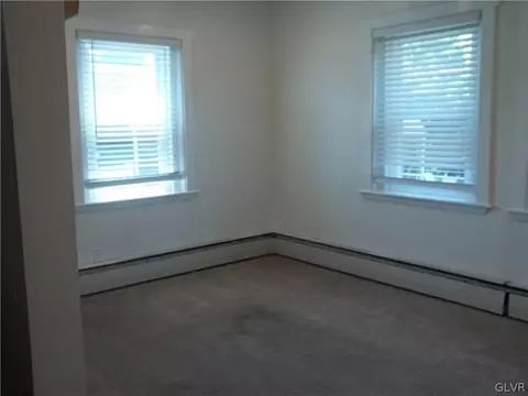 744 E Washington Ave, Bethlehem, PA 18017 photo 26