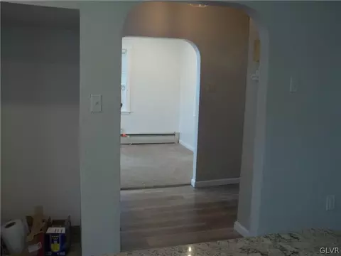 744 E Washington Ave, Bethlehem, PA 18017 photo 25