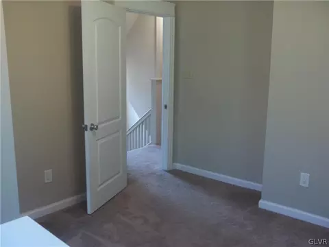 744 E Washington Ave, Bethlehem, PA 18017 photo 39