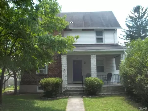 744 E Washington Ave, Bethlehem, PA 18017 photo 2