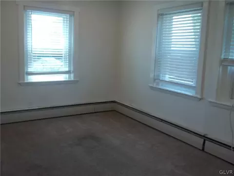 744 E Washington Ave, Bethlehem, PA 18017 photo 28