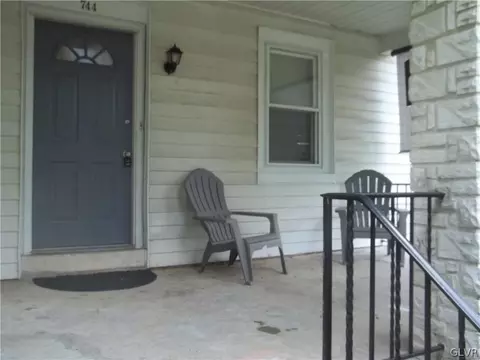 744 E Washington Ave, Bethlehem, PA 18017 photo 5
