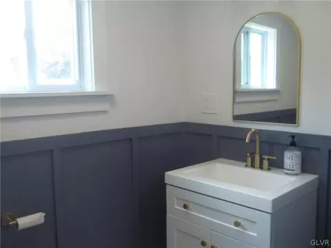 744 E Washington Ave, Bethlehem, PA 18017 photo 30