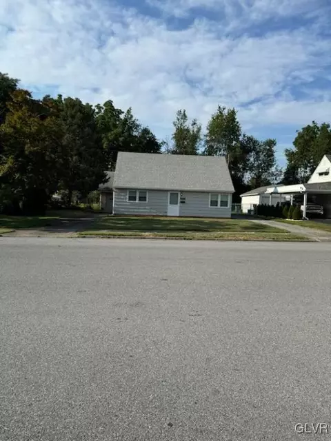 2026 Ridgelawn Ave, Bethlehem, PA 18018