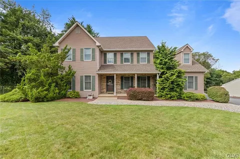 112 Ramblewood Dr, Forks Twp, PA 18040