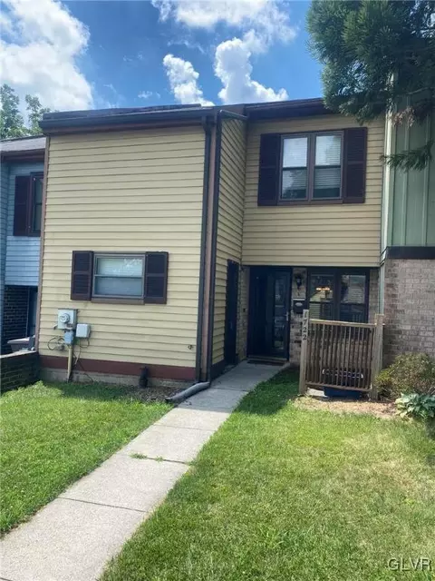 1722 Platt Ct, Allentown, PA 18104