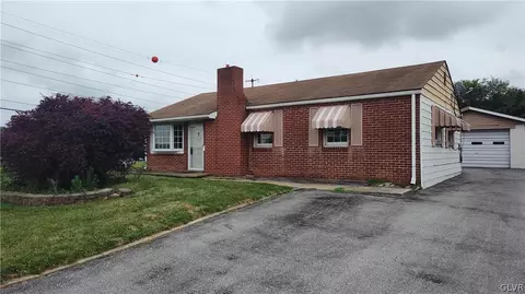 3006 Salisbury Dr, Allentown, PA 18103