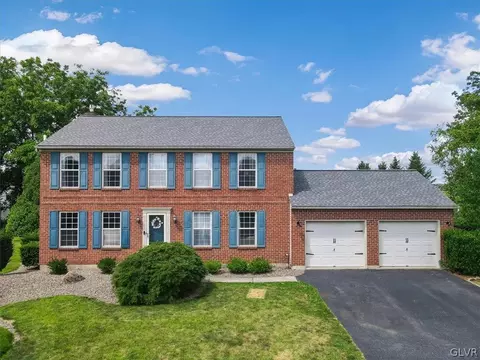 423 Mayfield Cir, Nazareth Twp, PA 18020