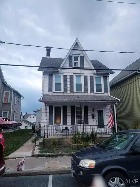 1626 Washington Ave, Northampton, PA 18067
